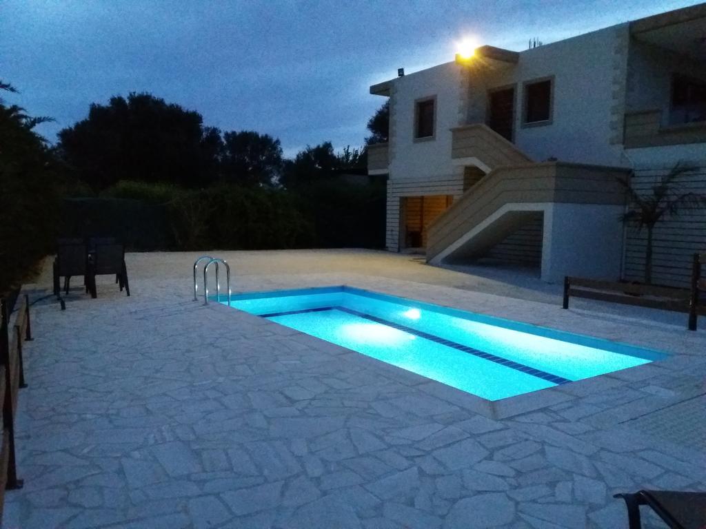 Villa Ikaros Kalamitsi Amygdali ภายนอก รูปภาพ
